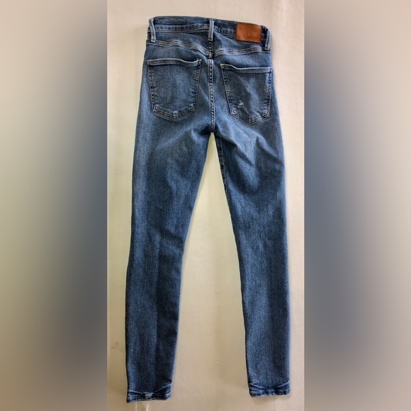 Citizens of Humanity Rocket Ankle Distressed Skinny Jeans (25) - Picture 4 of 16